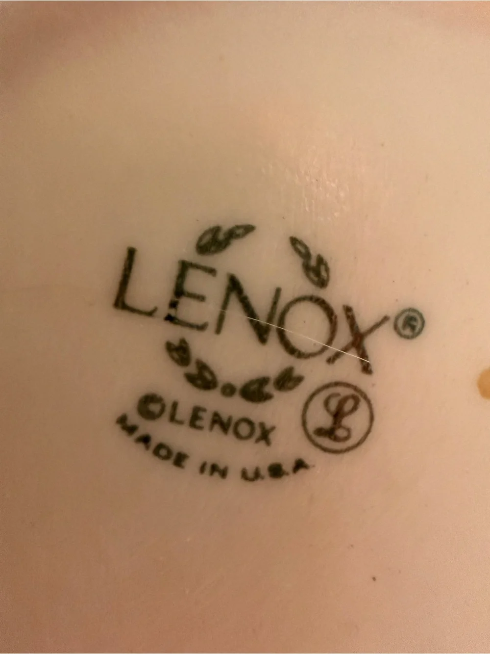 Lenox elegant cream